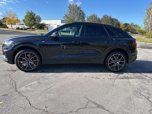 2021 Audi Q8 55 Prestige