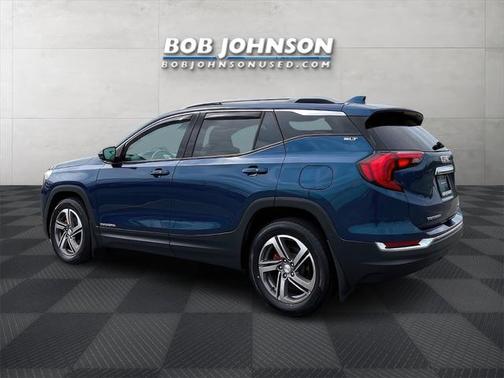 2021 GMC Terrain SLT