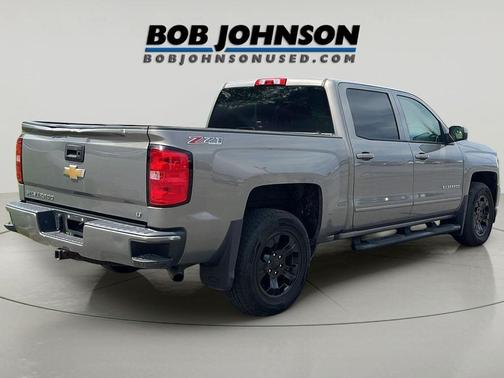 Pepperdust Metallic 2017 Chevrolet Silverado 1500 2LT