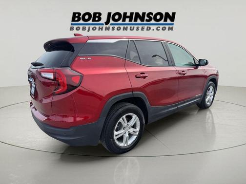 Cayenne Red Tintcoat 2022 GMC Terrain SLE