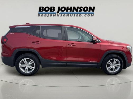 Cayenne Red Tintcoat 2022 GMC Terrain SLE