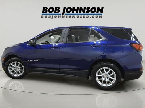 Blue Glow Metallic 2023 Chevrolet Equinox 1LT