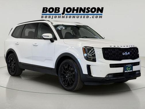 Glacial White Pearl 2022 Kia Telluride SX