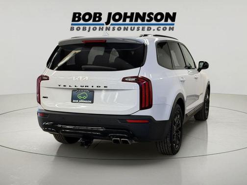 Glacial White Pearl 2022 Kia Telluride SX