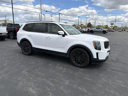 Glacial White Pearl 2022 Kia Telluride SX