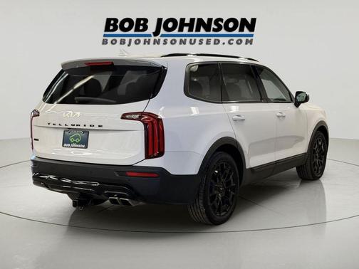 Glacial White Pearl 2022 Kia Telluride SX