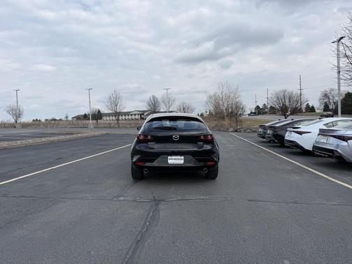 2025 Mazda Mazda3 FWD w/Preferred Package