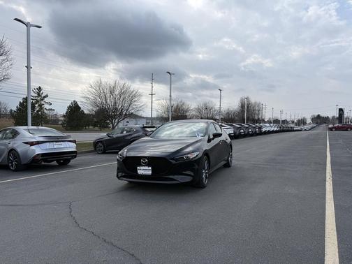 2025 Mazda Mazda3 FWD w/Preferred Package