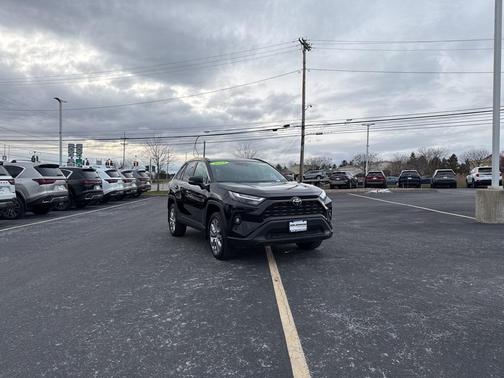 2023 Toyota RAV4 XLE Premium