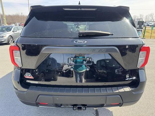 Agate Black Metallic 2022 Ford Explorer Timberline