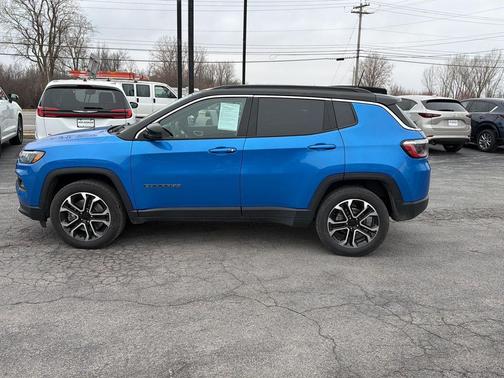 Laser Blue Pearlcoat 2023 Jeep Compass Limited