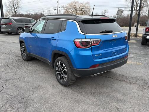 Laser Blue Pearlcoat 2023 Jeep Compass Limited