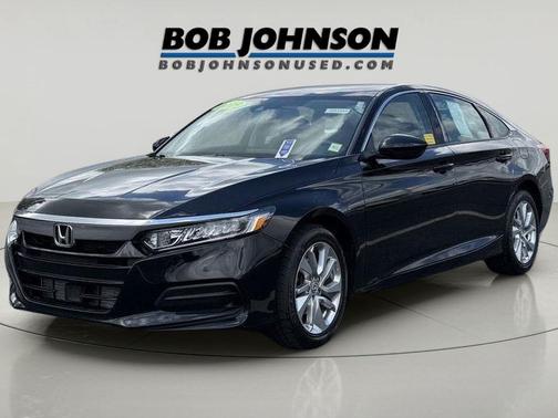 Crystal Black Pearl 2019 Honda Accord LX