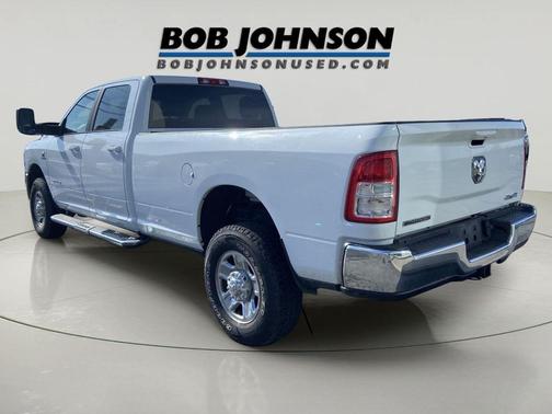 2022 RAM 2500 Big Horn Crew Cab 4x4 8' Box