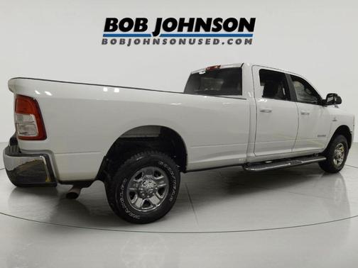 2022 RAM 2500 Big Horn Crew Cab 4x4 8' Box