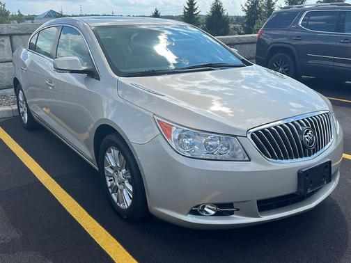 Champagne Silver Metallic 2013 Buick LaCrosse Leather