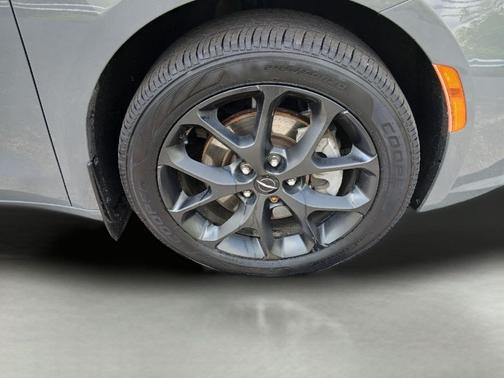 Ceramic Gray Clearcoat 2023 Chrysler Pacifica Touring L