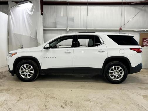 2018 Chevrolet Traverse LT Cloth