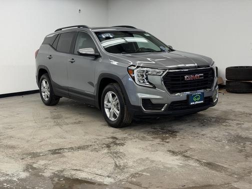 Sterling Metallic 2023 GMC Terrain SLE
