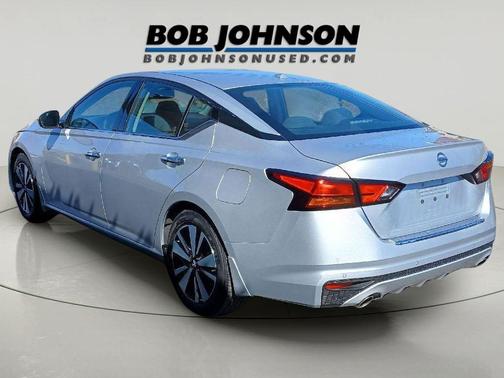 Gun Metallic 2020 Nissan Altima 2.5 SV