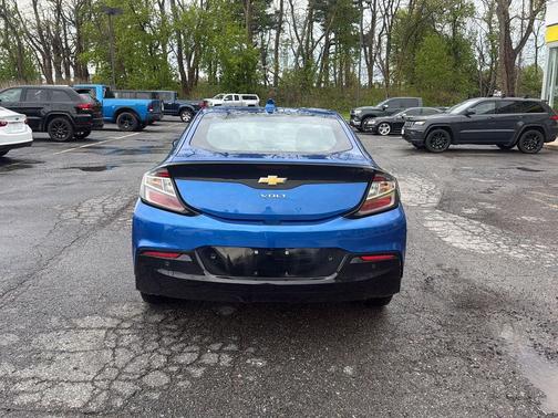Kinetic Blue Metallic 2018 Chevrolet Volt LT