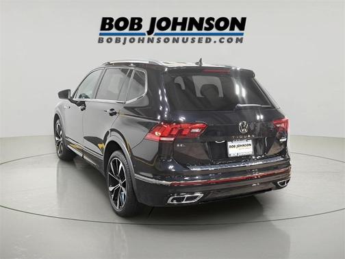 2022 Volkswagen Tiguan 2.0T SEL R-Line 4MOTION