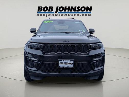 Diamond Black Crystal Pearlcoat 2024 Jeep Grand Cherokee Limited