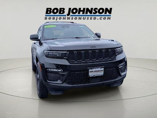 Diamond Black Crystal Pearlcoat 2024 Jeep Grand Cherokee Limited