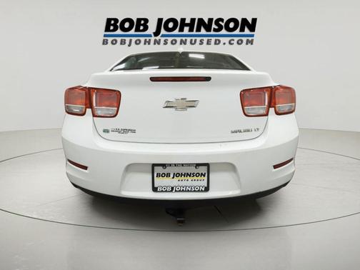 Summit White 2015 Chevrolet Malibu 1LT
