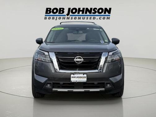 Gun Metallic 2022 Nissan Pathfinder Platinum 4WD