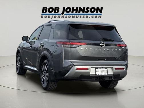 Gun Metallic 2022 Nissan Pathfinder Platinum 4WD