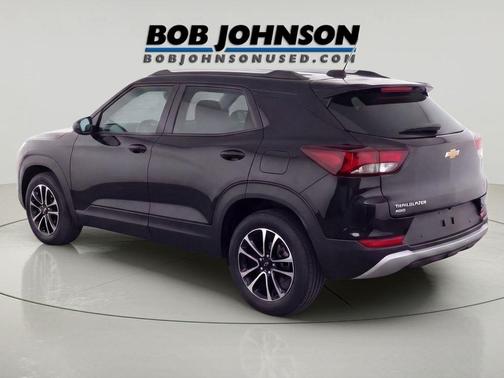 Mosaic Black Metallic 2024 Chevrolet Trailblazer LT