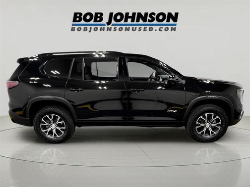 2025 GMC Acadia AWD AT4
