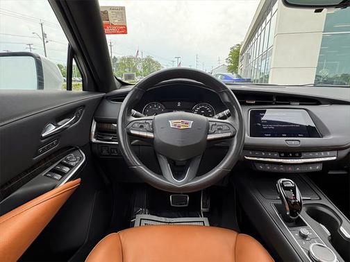 2022 Cadillac XT4 Sport