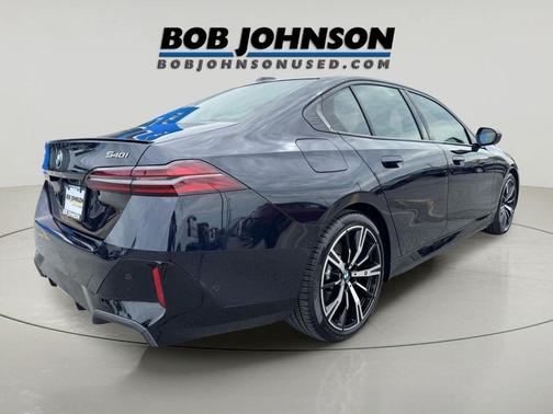 Carbon Black Metallic 2026 BMW 540 xDrive