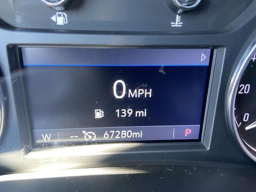 White Frost Tricoat 2024 Buick Enclave Essence AWD