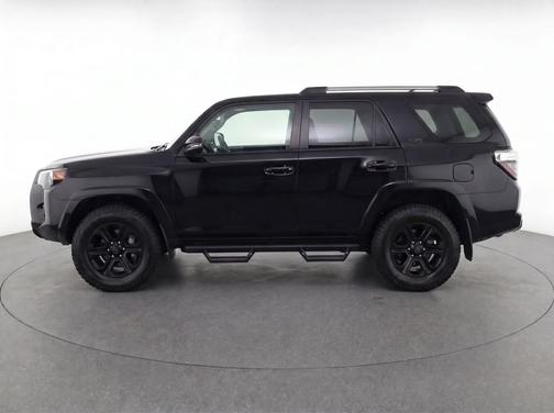 Midnight Black Metallic 2022 Toyota 4Runner SR5 Premium