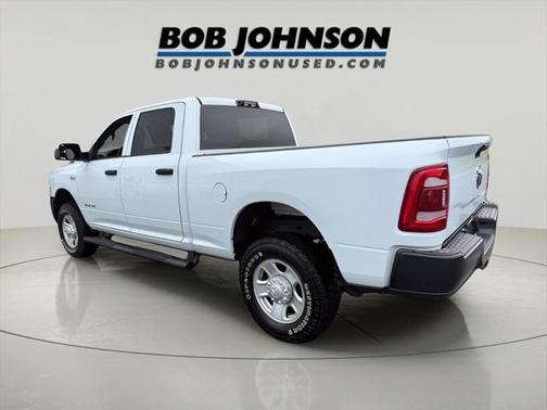 2022 RAM 2500 Tradesman Crew Cab 4x4 6'4' Box