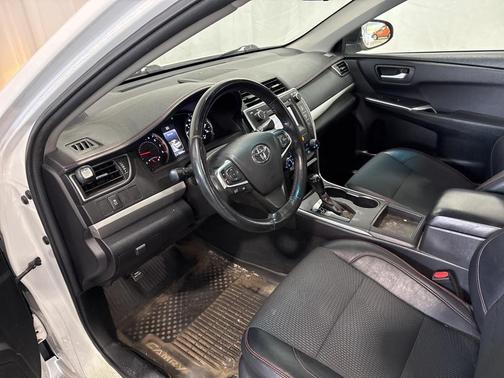 2017 Toyota Camry XLE