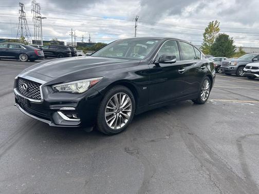 2018 INFINITI Q50 3.0t LUXE