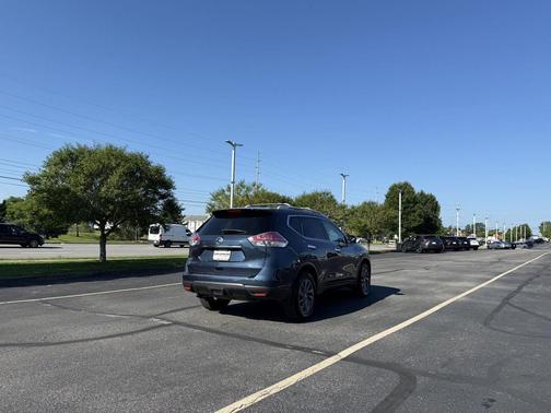 Arctic Blue Metallic 2016 Nissan Rogue SL