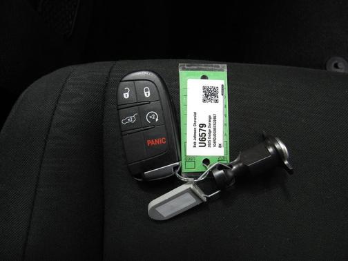 DB Black Clearcoat 2025 Dodge Durango GT AWD