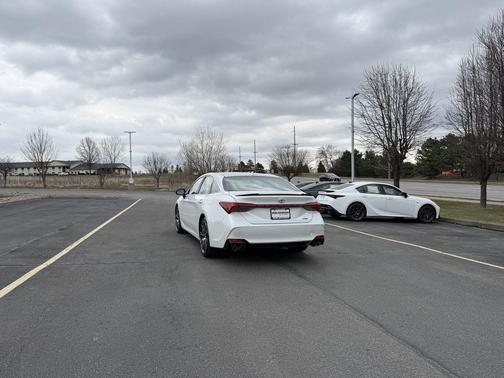 2019 Toyota Avalon XSE