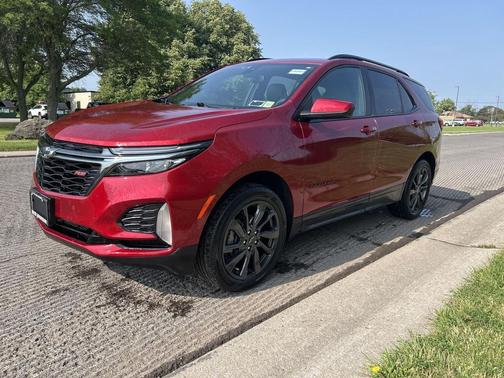 Radiant Red Tintcoat 2023 Chevrolet Equinox AWD RS