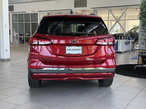 Radiant Red Tintcoat 2023 Chevrolet Equinox AWD RS
