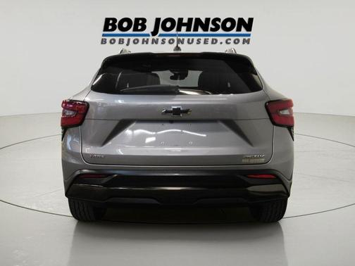 Sterling Gray Metallic 2024 Chevrolet Trax FWD ACTIV
