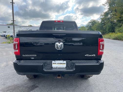2023 RAM 2500 Laramie Crew Cab 4x4 6'4' Box