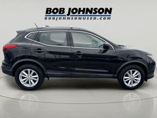 Magnetic Black 2018 Nissan Rogue Sport SV