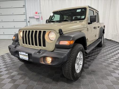 2020 Jeep Gladiator Sport S