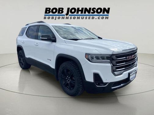 Summit White 2023 GMC Acadia AT4